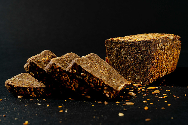 Pâine Kapnor nordică, artizanală și coaptă lent